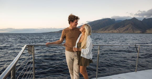Maui: Luxury Catamaran Royal Sunset 5-Course Dinner Cruise