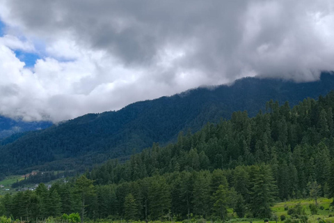 7-Days in Bhutan with River Rafting, Farm Lunch & Stone Bath