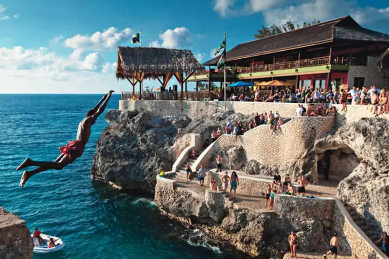 Negril Tour: Seven Mile Beach, Ricks Cafe & Sunset Views