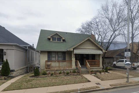 Nashville: Notorious Crime Scenes Driving and Walking Tour