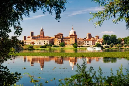 Private Tour ab Verona: Mantua & Kreuzfahrt auf dem Fluss Mincio
