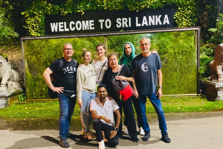 Sri Lanka: Private Round Tour with Driver and Fuel Sri Lanka Round Tours