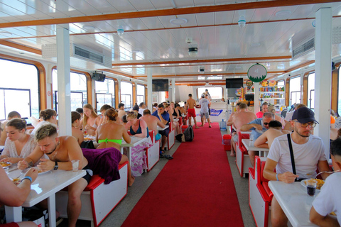 Marmaris: Luxury Boat Tour with Lunch Air-conditioned boat