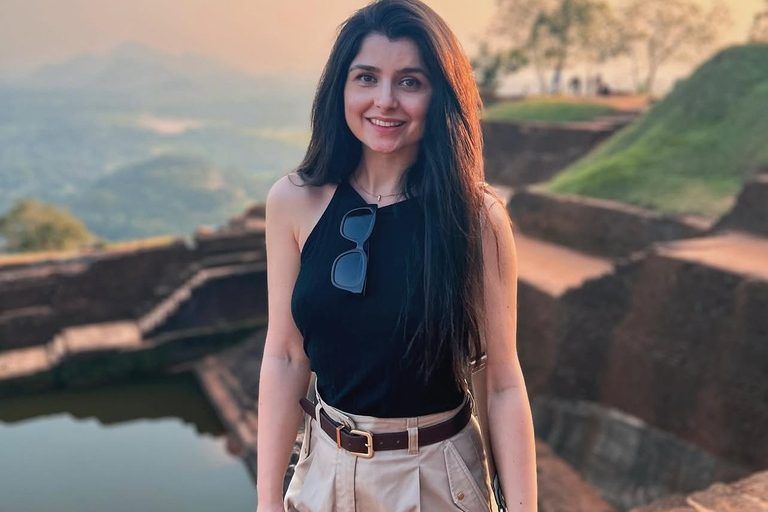 CMB Airport to Colombo Express Transfer With Sightseeing