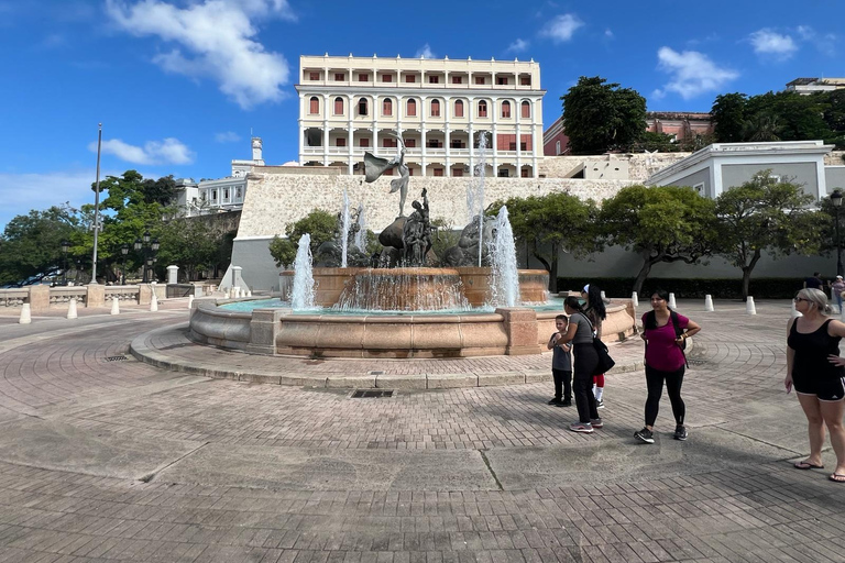 Viejo San Juan: tour a pie con compras y traslado al hotel