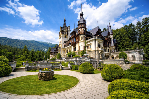 Bucharest: Transylvania Day Tour with Peles & Bran Castle Spanish Group