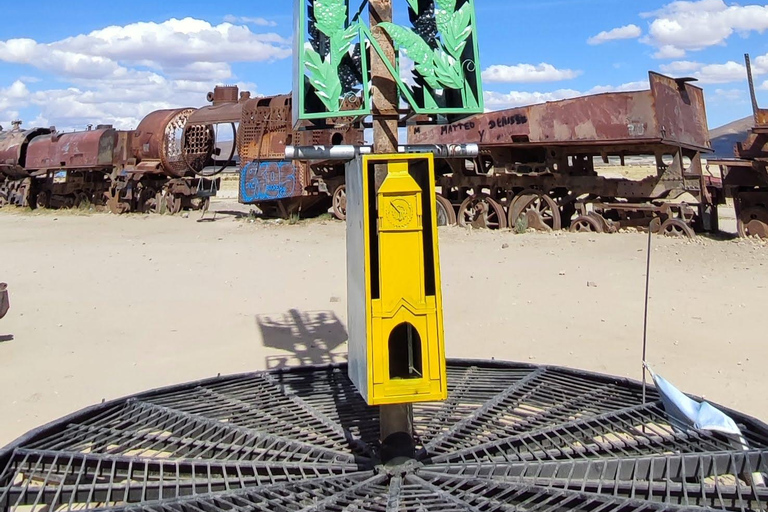 SALAR DE UYUNI:,rondleidingen door de majestueuze zoutvlakte van Uyuni