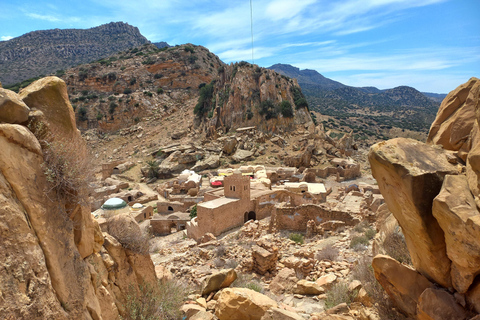 Túnez:Fuera de tiempo pueblos bereberes Tekrouna y Zriba Alia