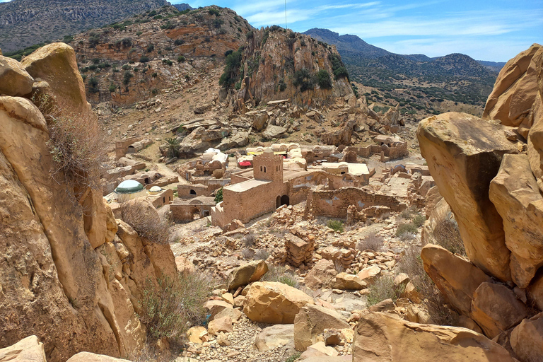 Tunis:Out of time Berber villages Tekrouna and Zriba Alia