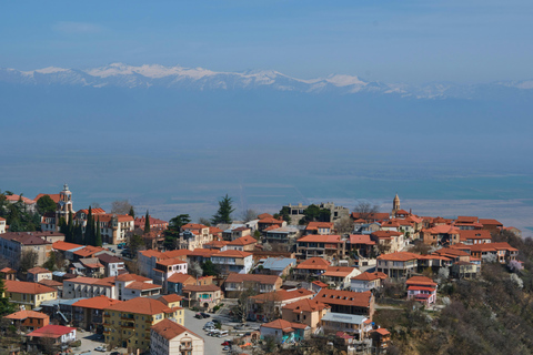 Private 4-Day Georgia Highlights: Wine, Mountains & Culture