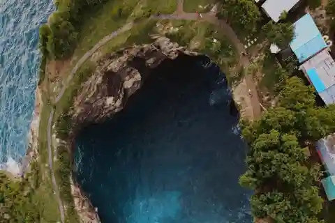 Depuis Sanur : Excursion d'une journée sur l'île de Nusa Penida avec transfert en bateau