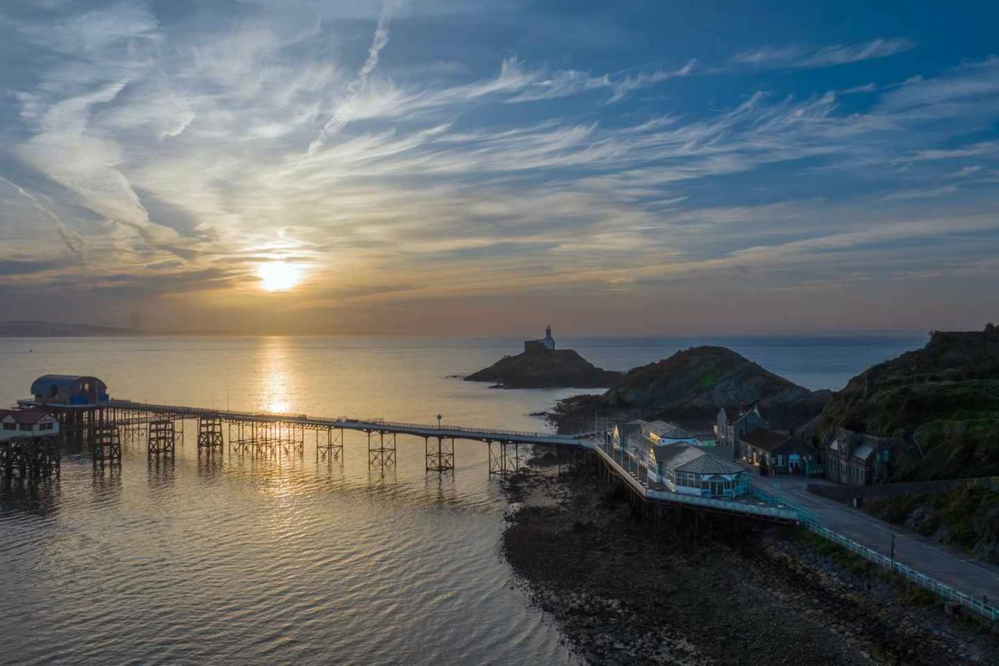 Cardiff Coastal Adventure: From Mumbles to Majestic Bays