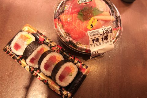 Kanazawa: Private Omicho Market Tour Like a Local