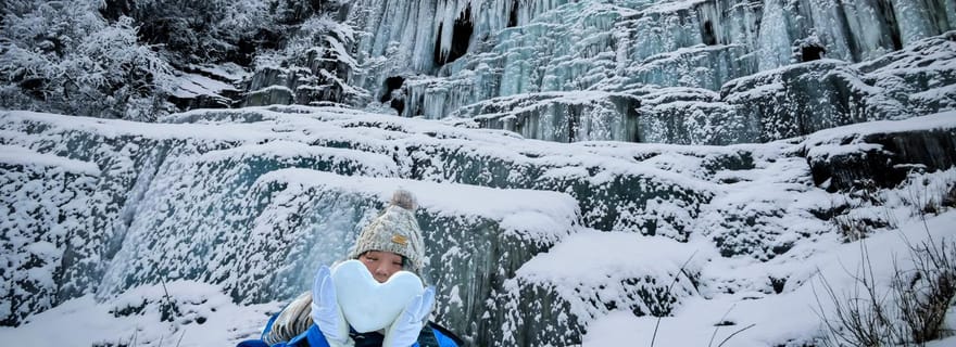 Rovaniemi: Caminhada pelas Cachoeiras Congeladas do Cânion de Korouoma e Churrasco
