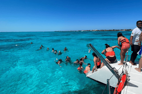 Isla Mujeres all inclusive met de catamaran van Golden Caribean