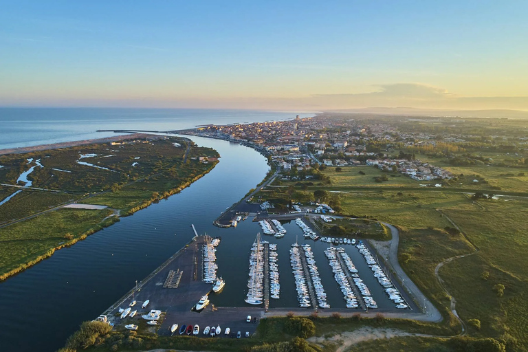 Cap d'Agde: Catamaran trip – meal included, paddleboarding, and swimming