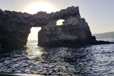 Private Comino Speedboat Charter from Bugibba 4-Hour Private Blue Lagoon Escape
