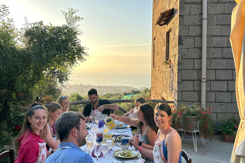 Autentyczna lekcja gotowania na farmie z widokiem na Sorrento