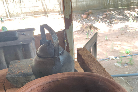 Anuradhapura: clase de cocina tradicional de roti de coco frescoAnuradhapura: Clase de cocina tradicional de roti de coco fresco