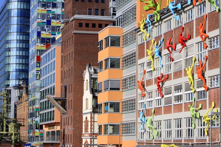 Dusseldorf Family Friendly Highlights & Aquazoo Walking Tour 2-hour: Old Town Highlights Tour