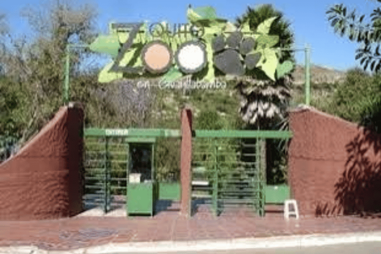 Quito: Zoo Tour with Transportation and Admission or Ticket