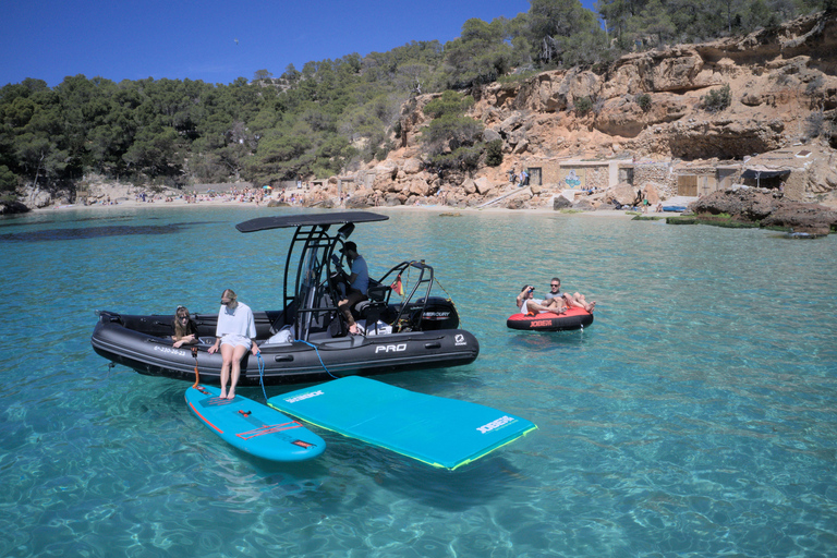 Ibiza : excursion privée en bateau tout compris sur la côte sud-ouest