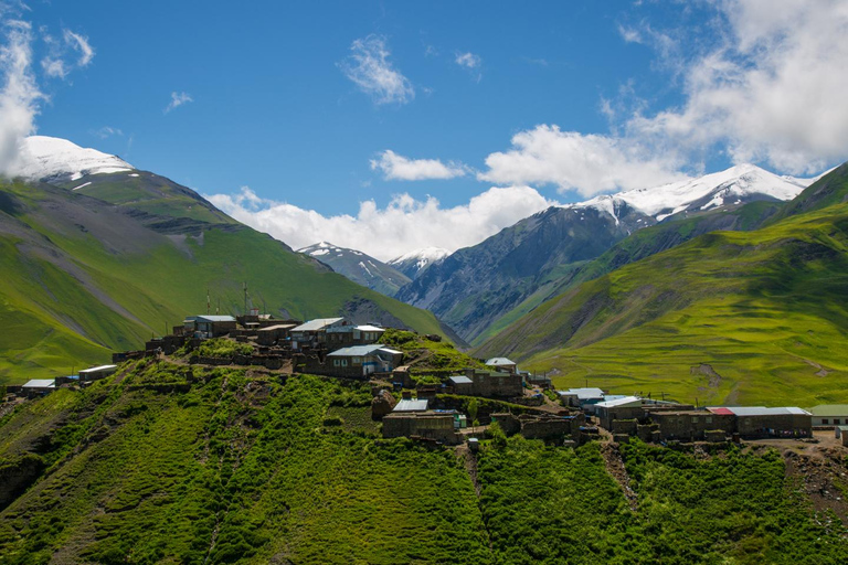 Excursion à Guba an Khinaliq avec déjeuner maison