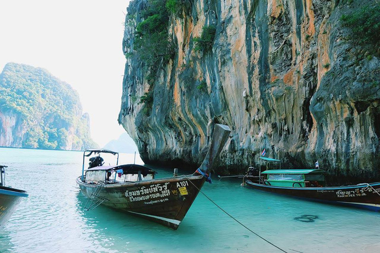 Krabi: Hong Eilanden Privé Longtail Boot TourKrabi: privérondvaart met longtailboot op Hong Islands