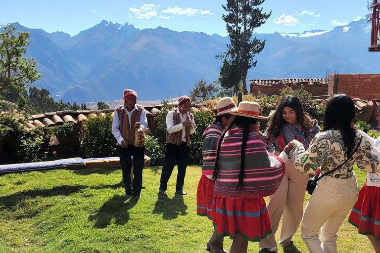 Excursion to Maras with salt massage + Moray and Misminay