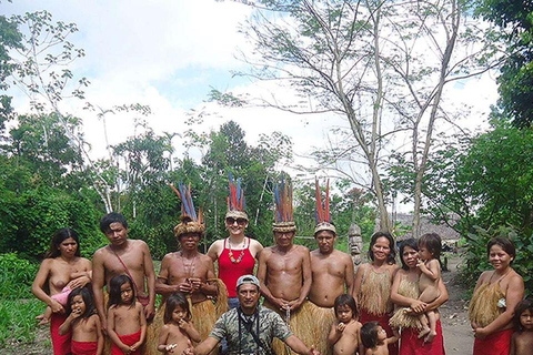 De Iquitos || Excursão aos rios Amazonas, Nanay e Momon||