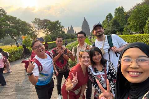 Yogyakarta: Prambanan Temple Guided Tour with Entry Ticket Private Transfer – Prambanan Temple (Multilingual Guide)