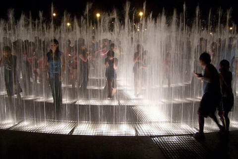 Lima : Une nuit au Magic Water Circuit avec un spectacle de lumière