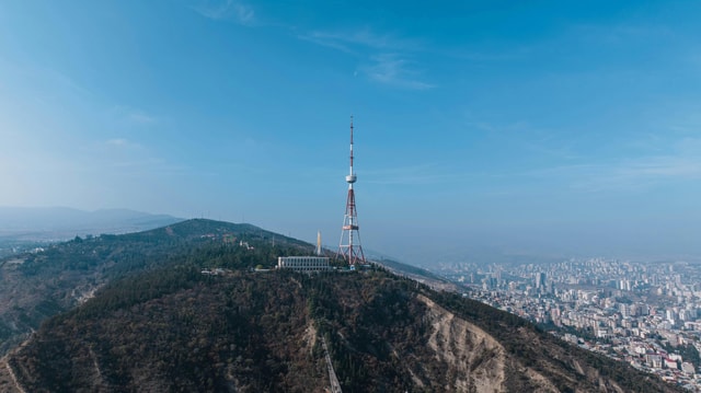 Tbilisi: Local Sweets Tour w/ Mtatsminda Park Cable Car Ride