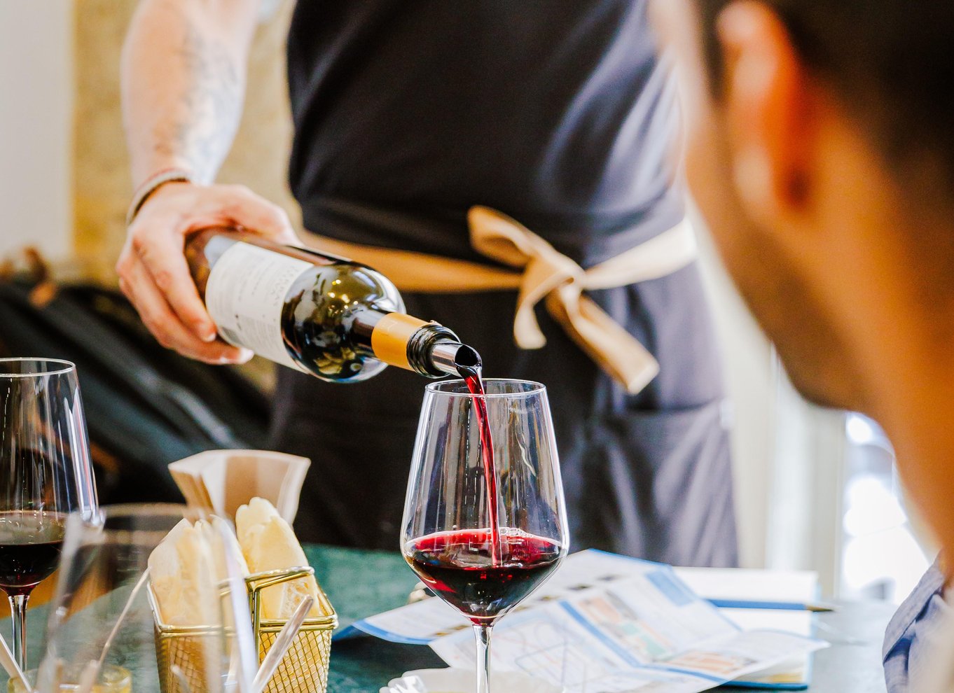 Lissabon: Mad og vin tur med en lille gruppe