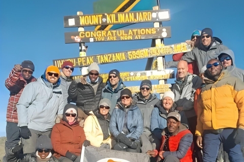 Kilimanjaro Top Dak van AfrikaTanzania: 7-daags Kilimanjaro topavontuur pakket