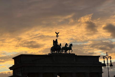 Berlin Night Walking Tour - Iconic Illuminated Landmarks Private Berlin Sunset Walking Tour - Iconic Landmarks