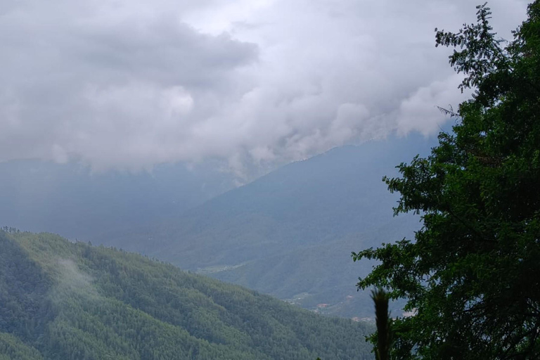 7-Days in Bhutan with River Rafting, Farm Lunch & Stone Bath