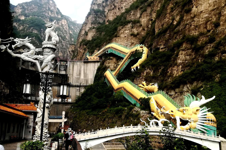 Visite des gorges de Longqing à Pékin avec chauffeur parlant anglais