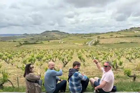 Private wine day from Bilbao, visit 2 wineries in La Rioja