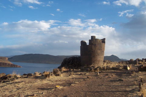 Esplora le tombe Sillustani e l&#039;incanto di Atuncolla da Puno