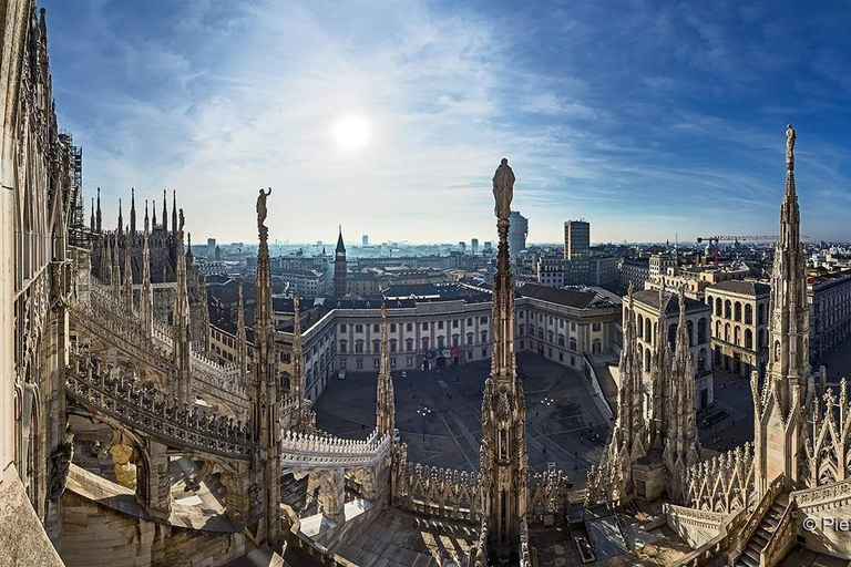 Milan: Guided Duomo Guided Tour and Rooftop Access Milan: Guided Duomo Tour WITHOUT Rooftop Access