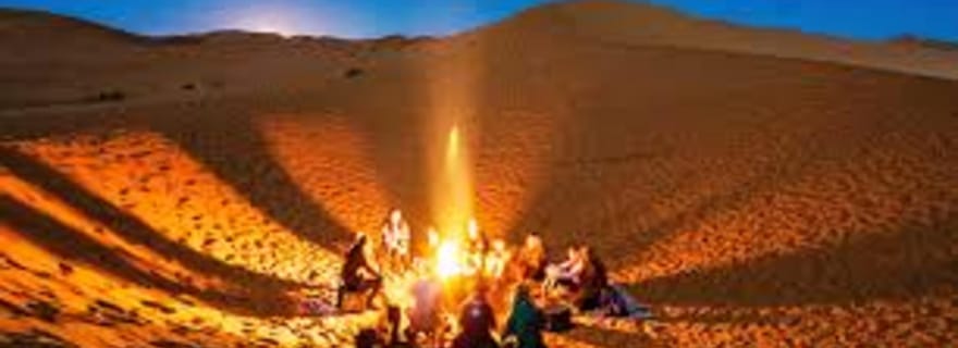 Au départ de Fès : 2 jours d'excursion de luxe dans le désert du Sahara avec balade à dos de chameau