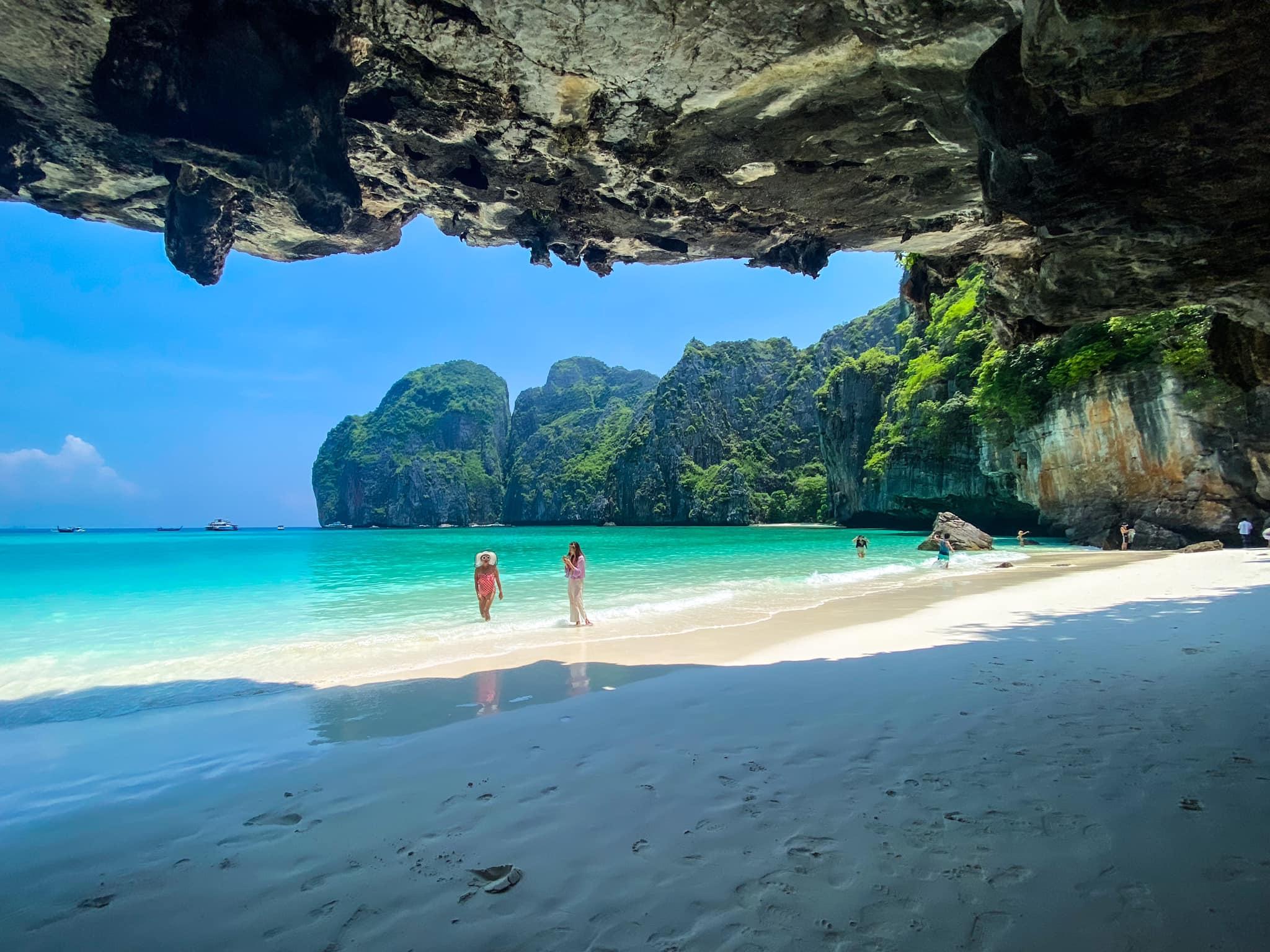 Ao Nang: Phi Phi Inseln Schnellboot- oder Katamaran-Tour, ein Tag