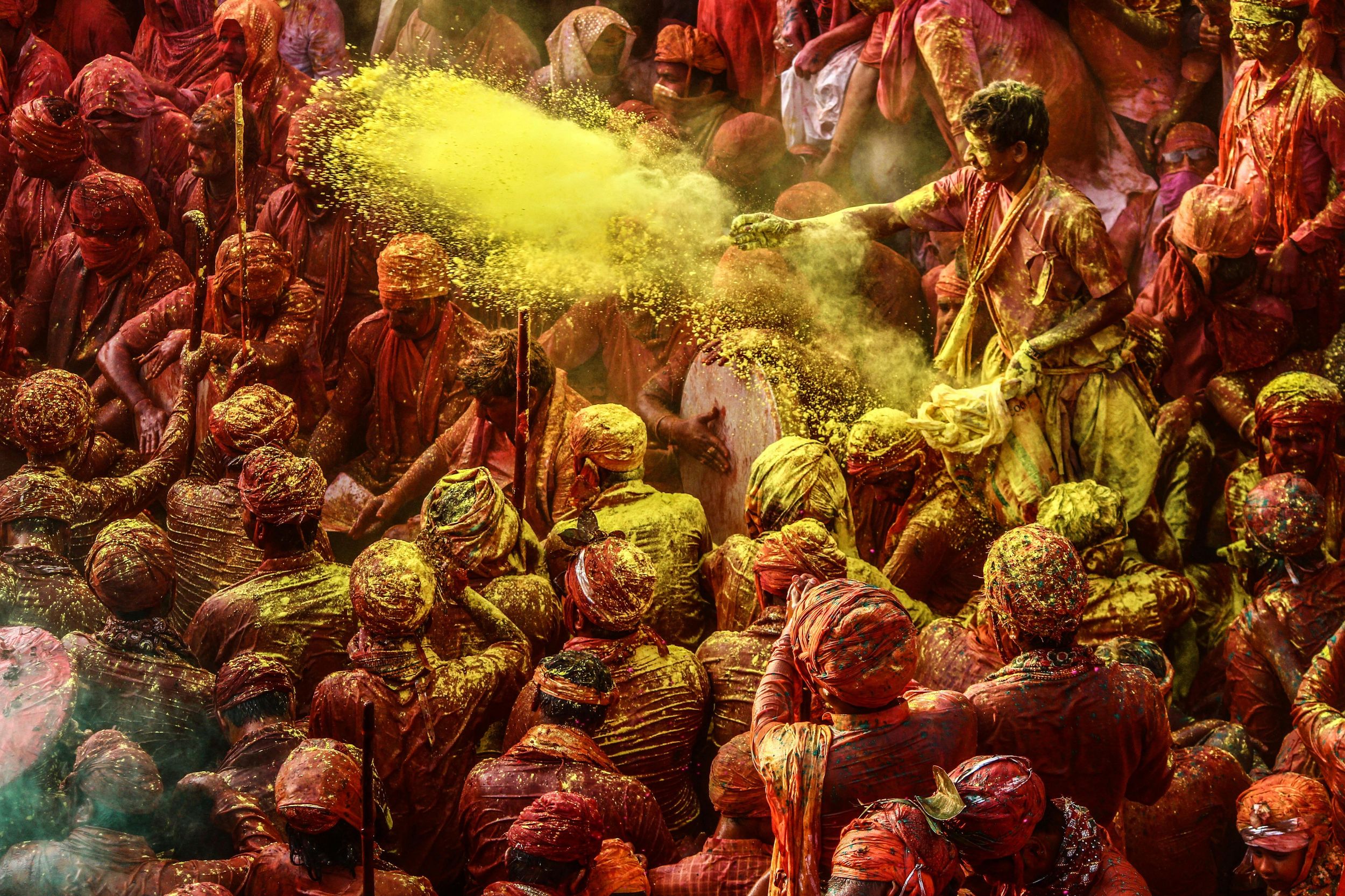 Holi-Feier: Tagestour nach Mathura & Vrindavan mit Guide