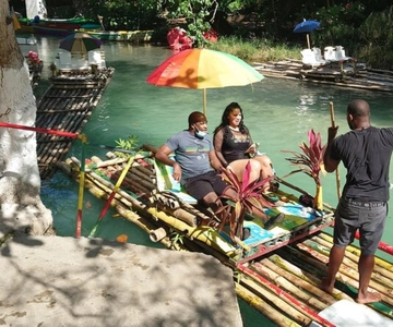 Montego Bay, Jamaica: Rafting de bambu com massagem nos pés