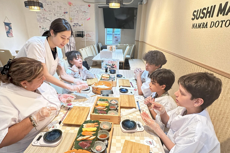 Osaka: Sushi Making in Spacious Studio with Certificate 10/1～Sushi Roll Making Experience