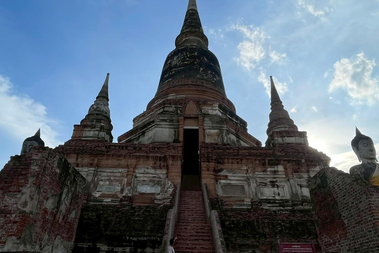 Ayutthaya Day Trip from Bangkok with German-Speaking Guide