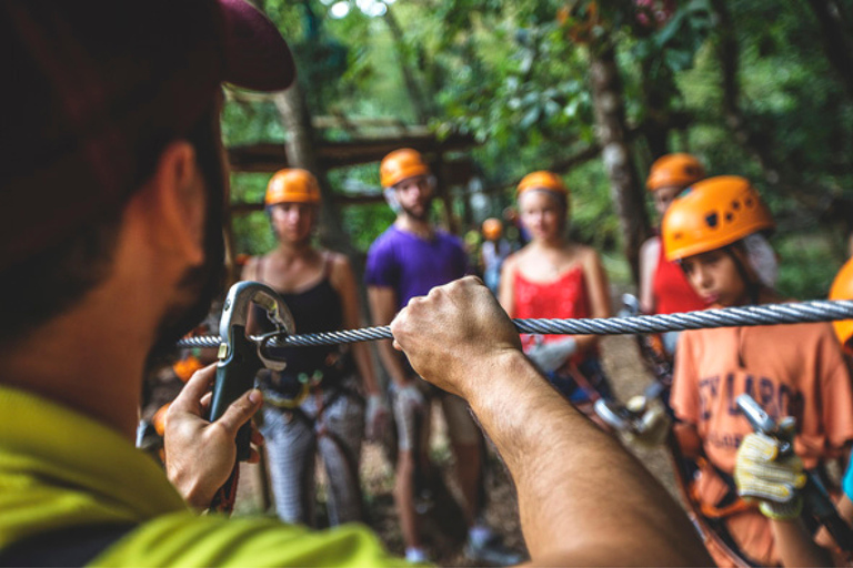 Nice: Adventure park in an exceptional natural setting Nice: Adventure park in an exceptional natural setting on foot