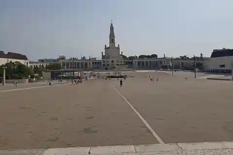 Private Fátima Tour: Fátima- Nazaré- Óbidos