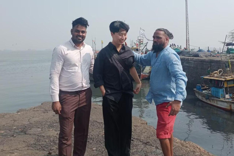 Mumbai Dawn Tour: Markets, Dhobi Ghat & Local Life